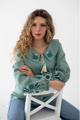 Вишиванка жіноча